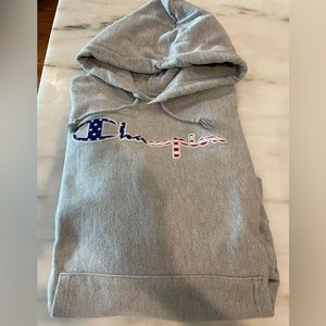 CHAMPION LONG SLEEVE HOODIE